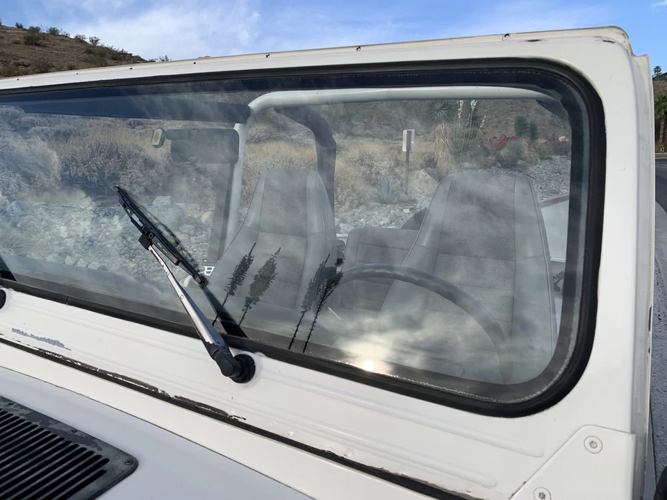 1995 Jeep YJ Wrangler - Image 18 of 31