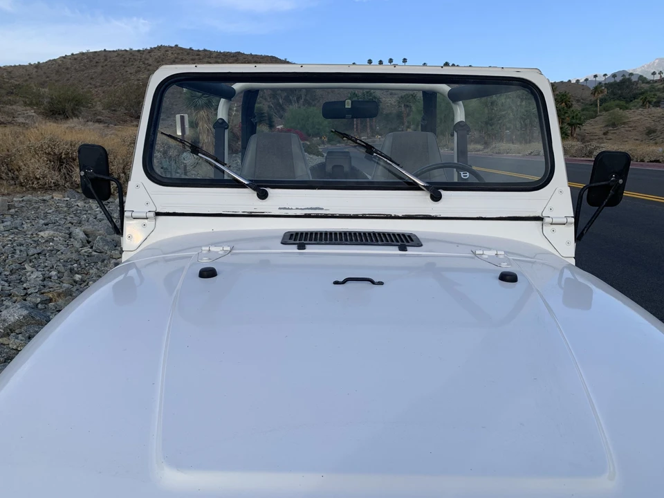 1995 Jeep YJ Wrangler - Image 22 of 31