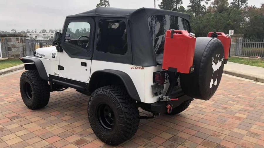 1995 Jeep YJ Wrangler - Image 3 of 10