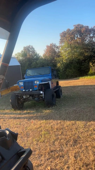 1995 Jeep YJ Wrangler - Image 2 of 2