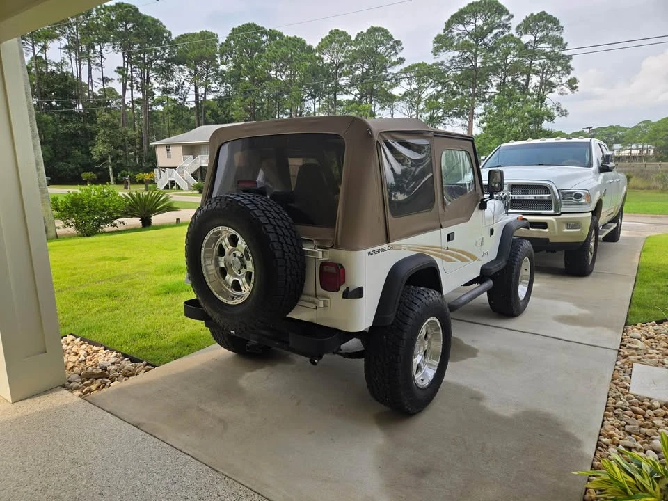 1995 Jeep YJ Wrangler - Image 3 of 10