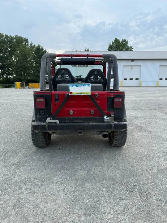 1995 Jeep YJ Wrangler - Image 6 of 10