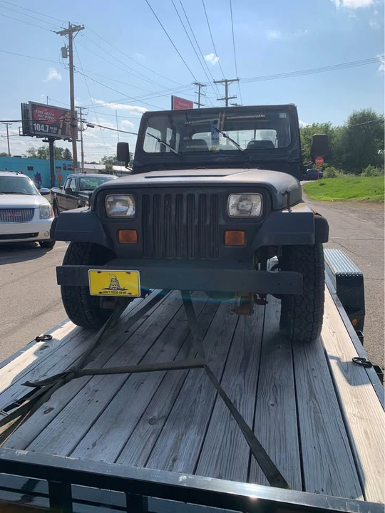 1995 Jeep YJ Wrangler - Image 5 of 9