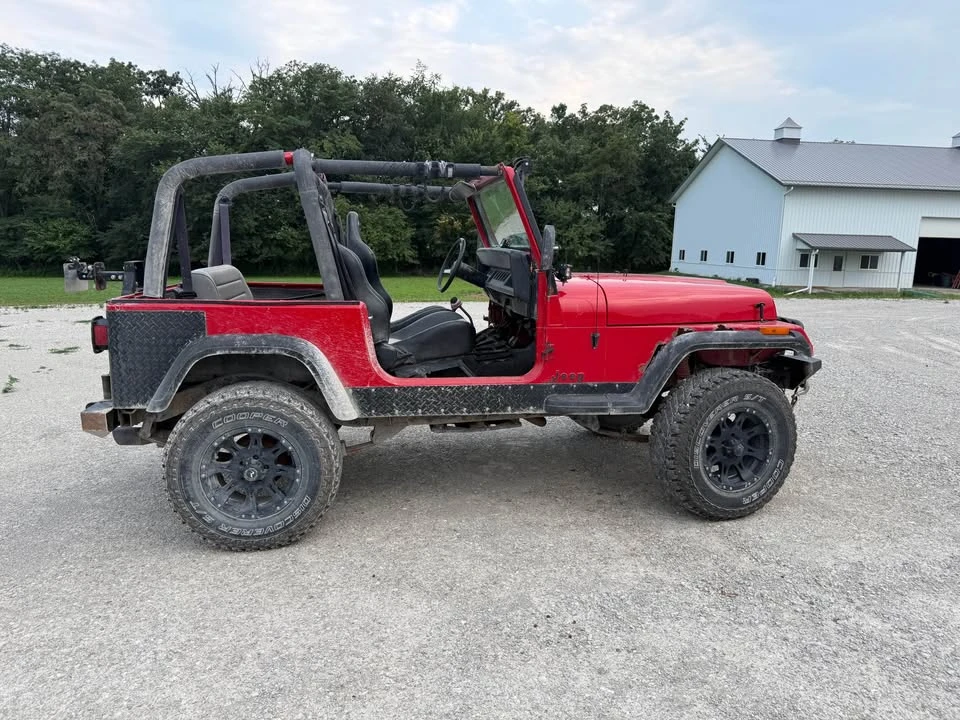 1995 Jeep YJ Wrangler - Image 8 of 10