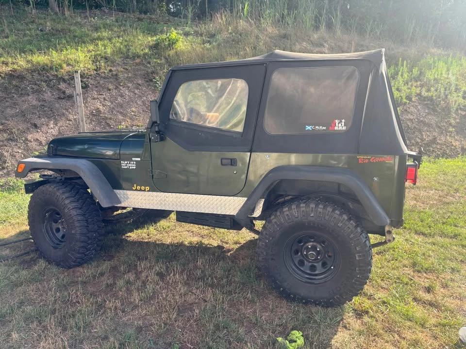 1995 Jeep YJ Wrangler - Image 4 of 14