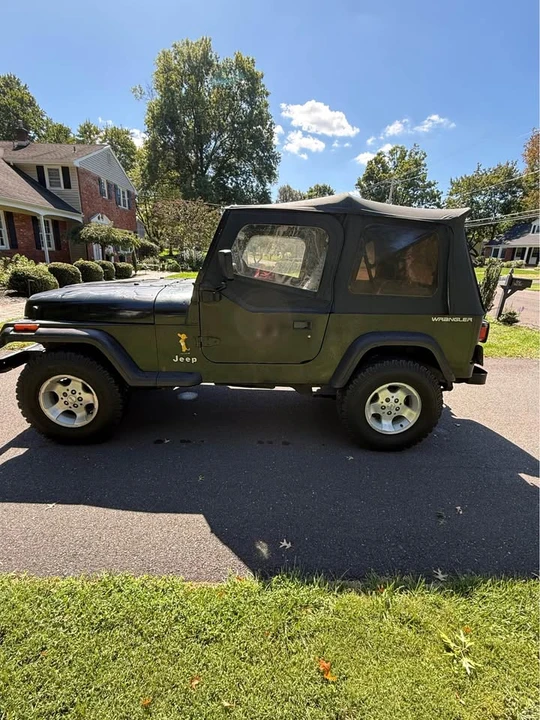 1995 Jeep YJ Wrangler - Image 2 of 10