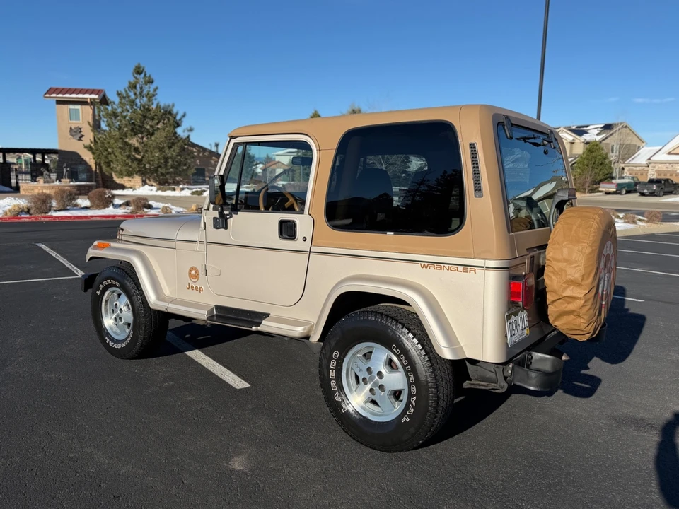 1995 Jeep YJ Wrangler - Image 5 of 21