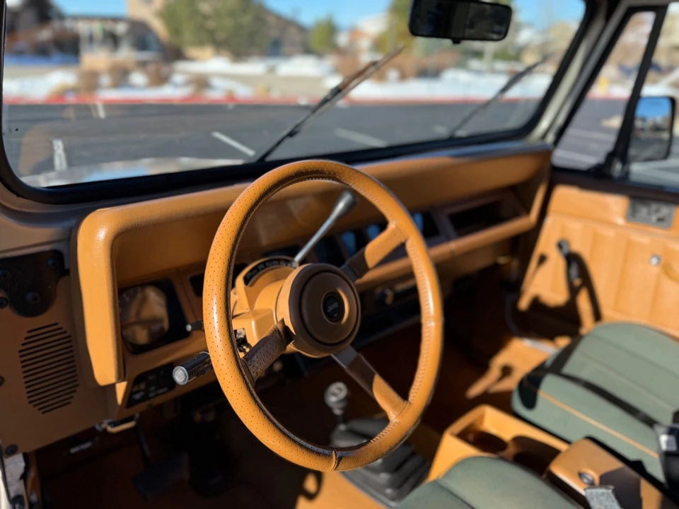 1995 Jeep YJ Wrangler - Image 15 of 21