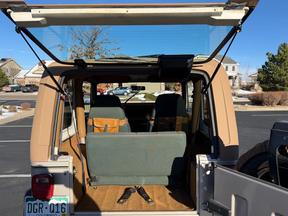 1995 Jeep YJ Wrangler - Image 10 of 21