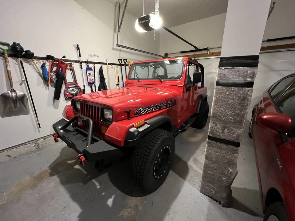 1995 Jeep YJ Wrangler - Image 8 of 17