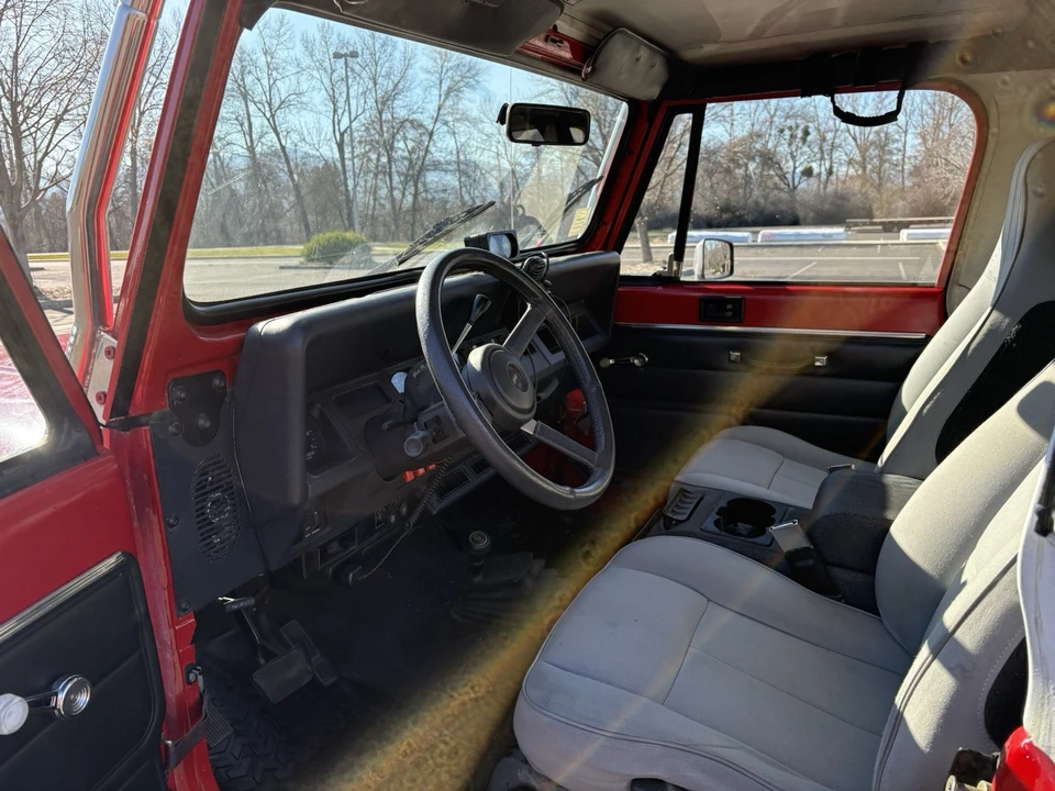 1995 Jeep YJ Wrangler - Image 6 of 20