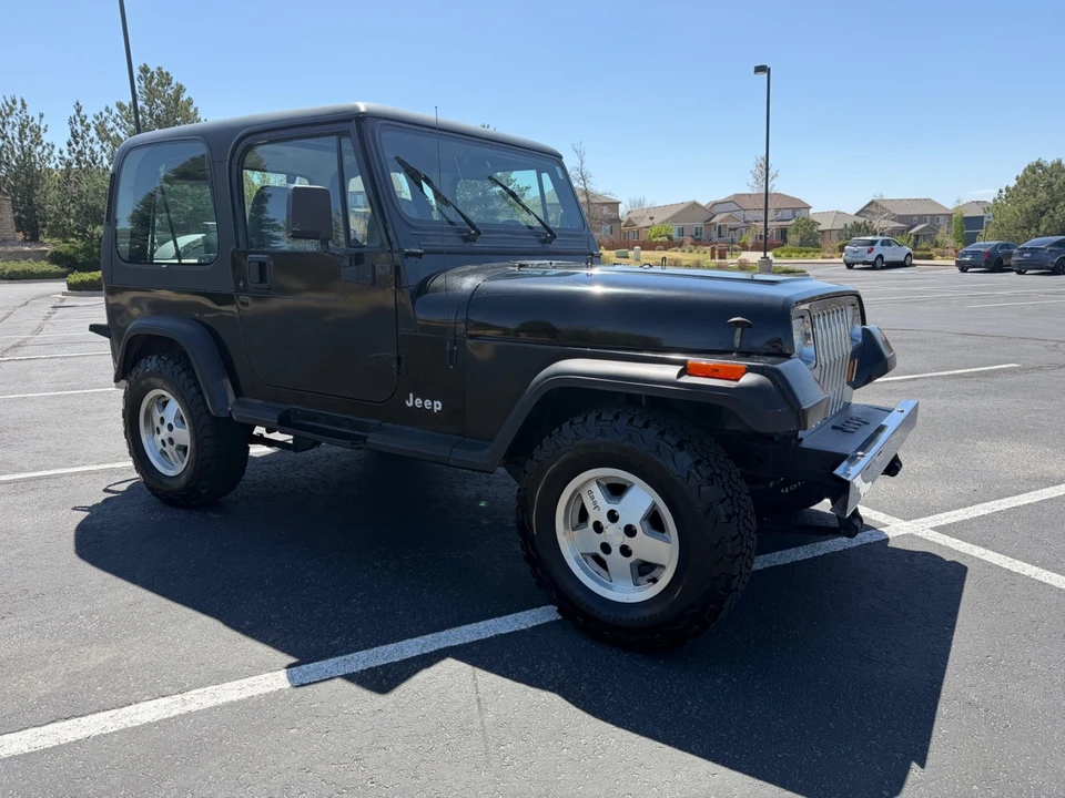 1995 Jeep YJ Wrangler - Image 7 of 28