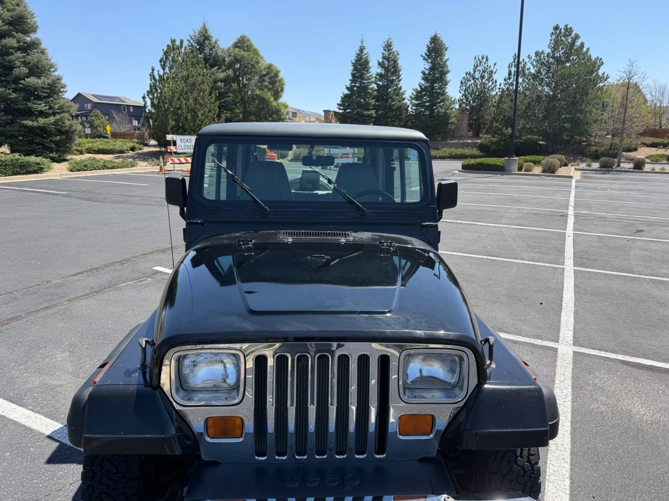 1995 Jeep YJ Wrangler - Image 9 of 28