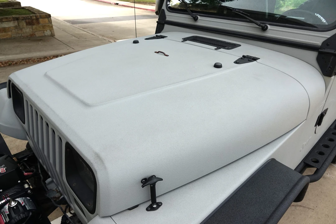 1995 Jeep YJ Wrangler - Image 18 of 31