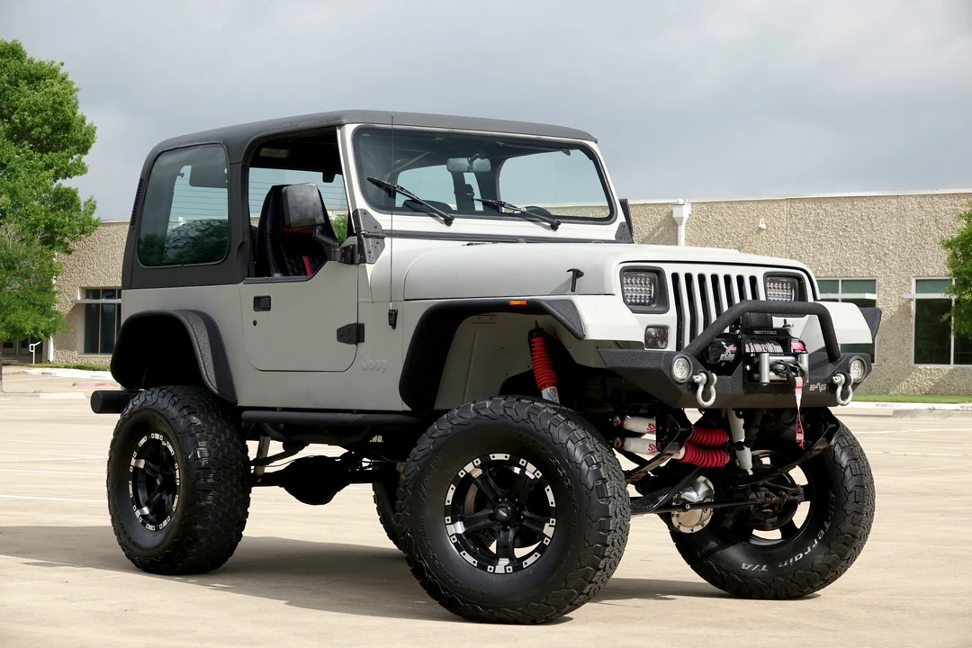 1995 Jeep YJ Wrangler - Image 14 of 31