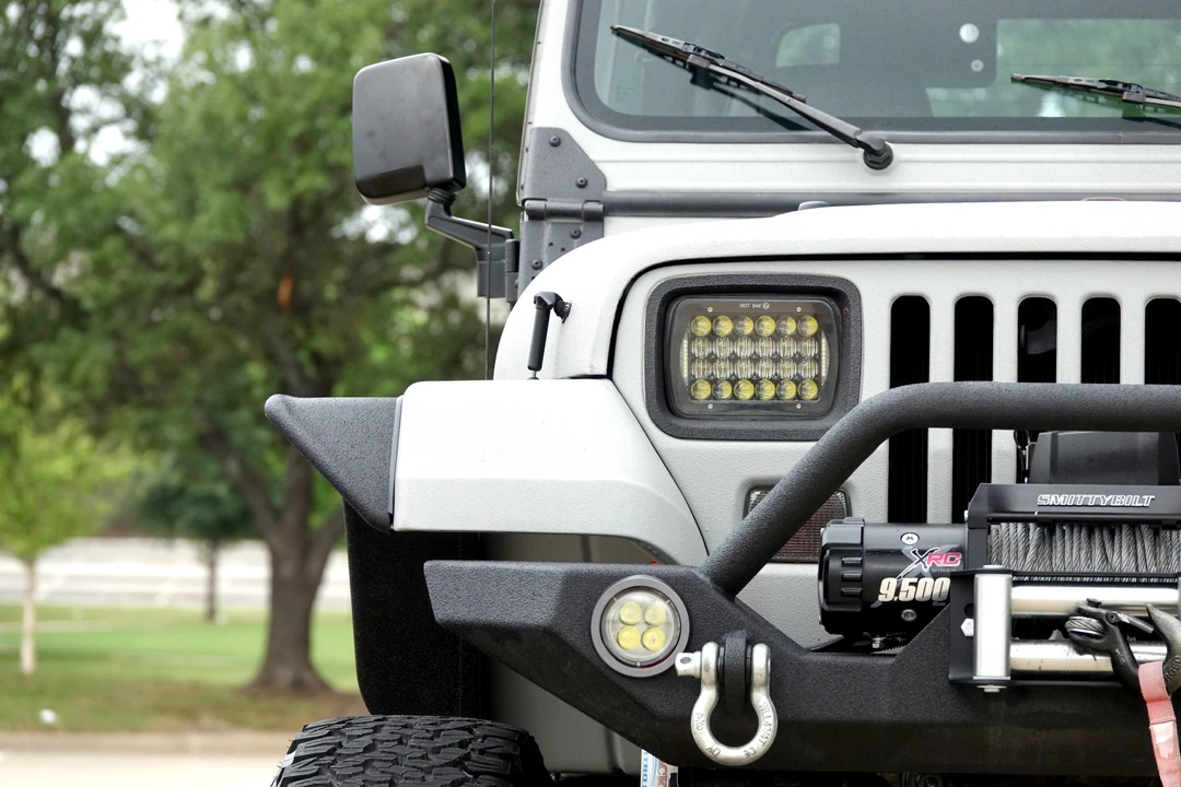 1995 Jeep YJ Wrangler - Image 19 of 31