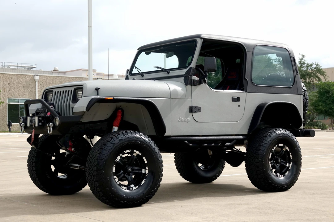 1995 Jeep YJ Wrangler - Image 3 of 31