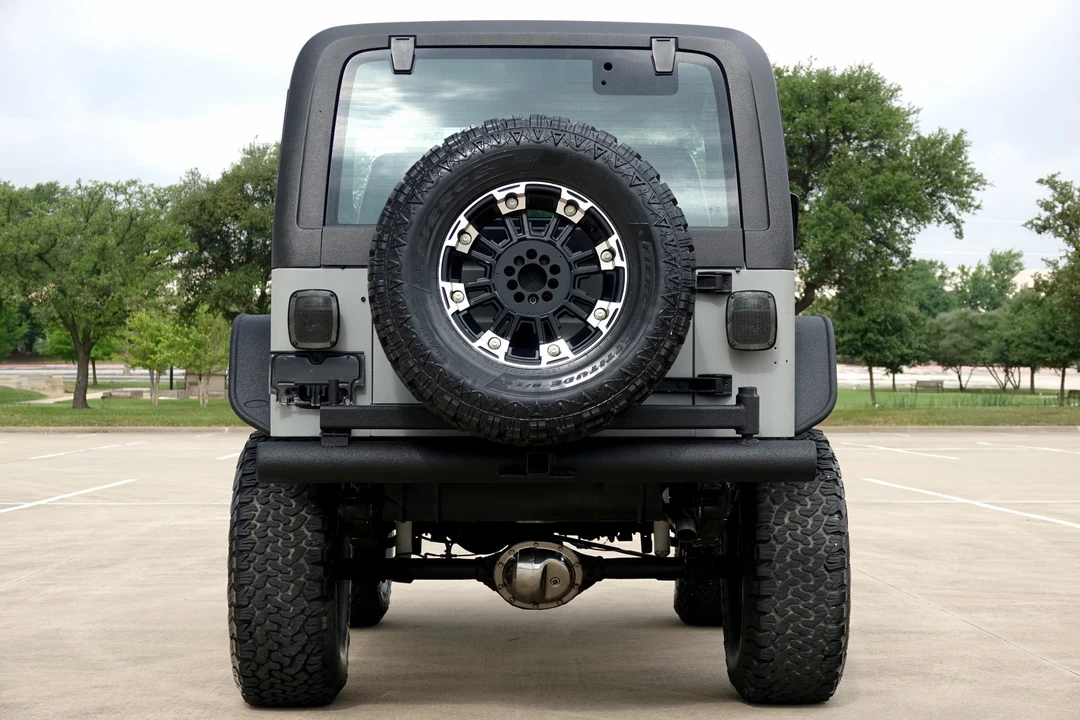 1995 Jeep YJ Wrangler - Image 8 of 31