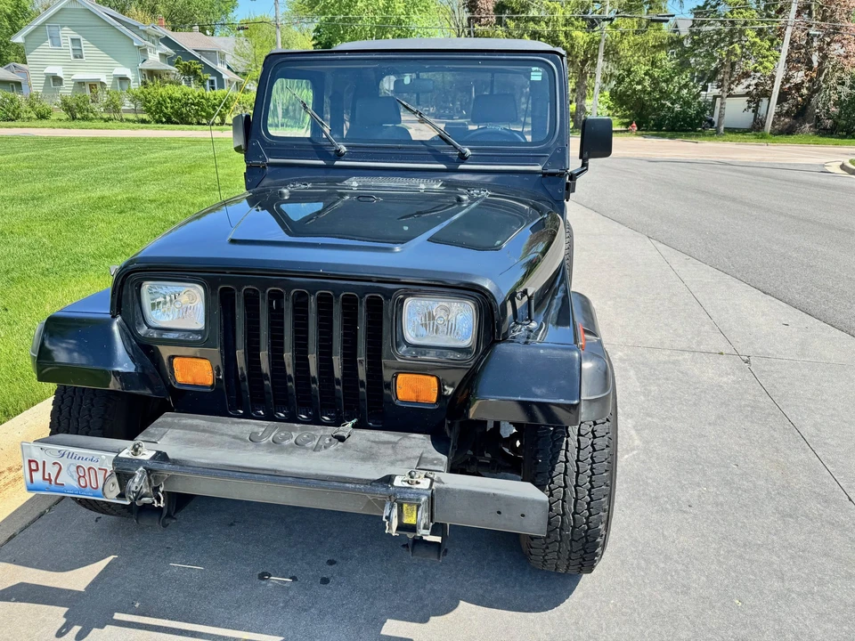 1995 Jeep YJ Wrangler - Image 12 of 31