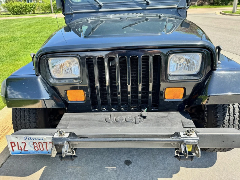 1995 Jeep YJ Wrangler - Image 26 of 31