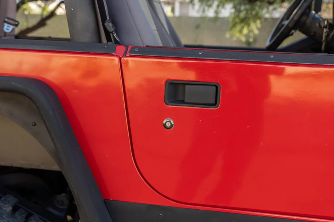 1995 Jeep YJ Wrangler - Image 24 of 31