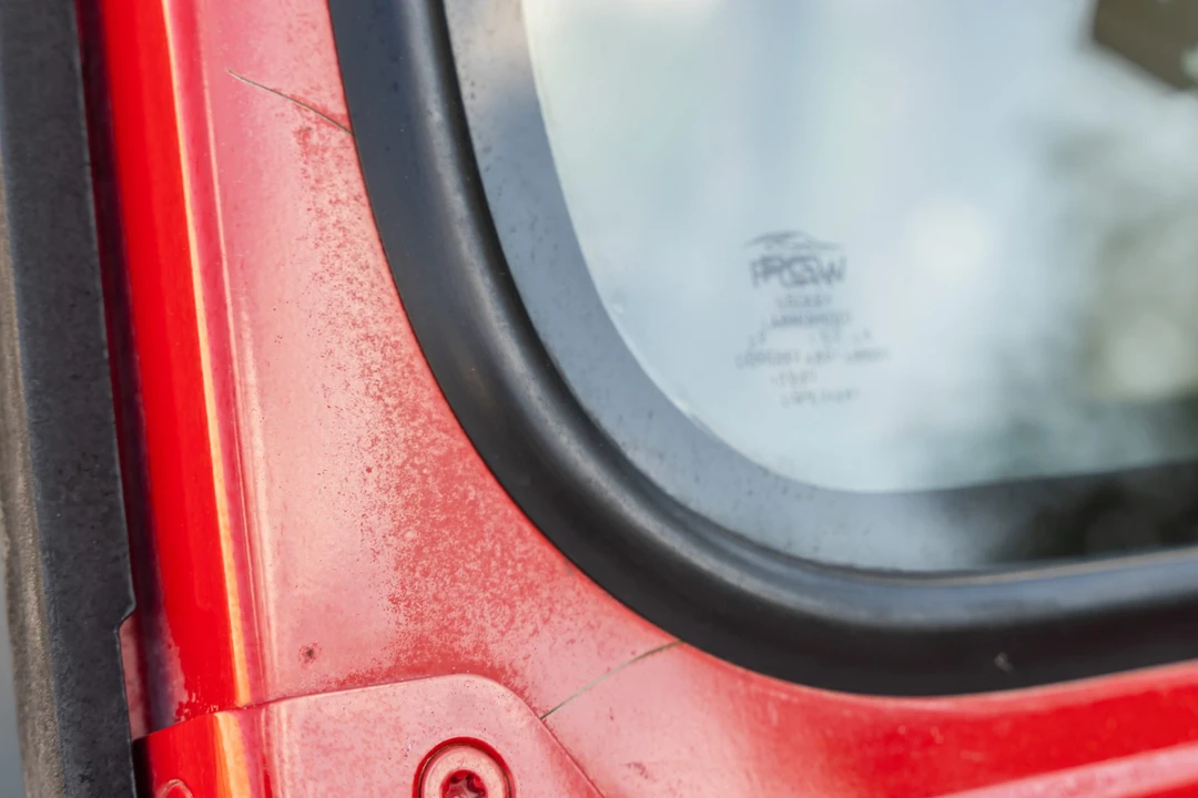 1995 Jeep YJ Wrangler - Image 29 of 31