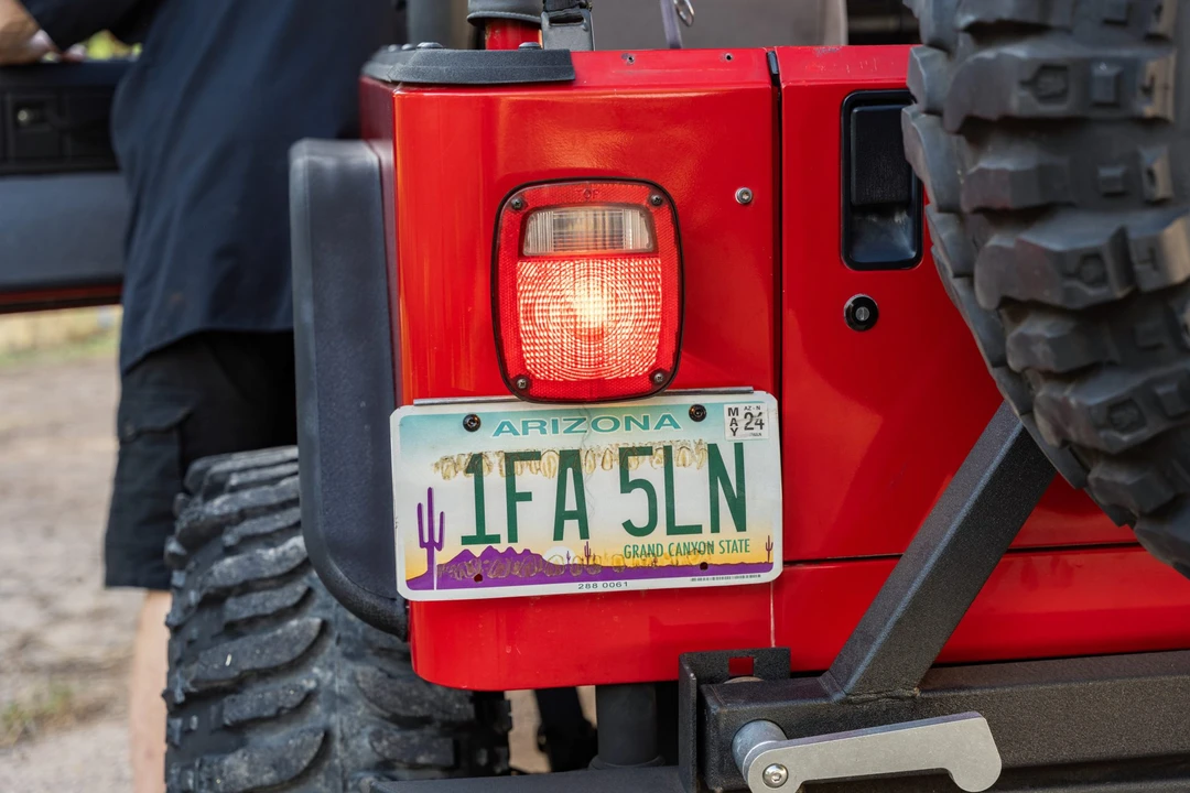 1995 Jeep YJ Wrangler - Image 18 of 31