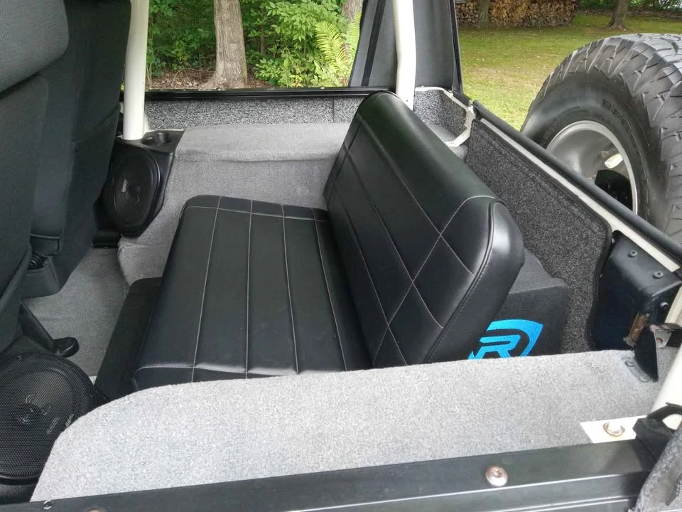 1995 Jeep YJ Wrangler - Image 5 of 6