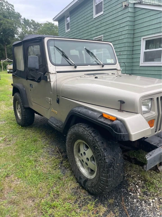 1995 Jeep YJ Wrangler - Image 4 of 10