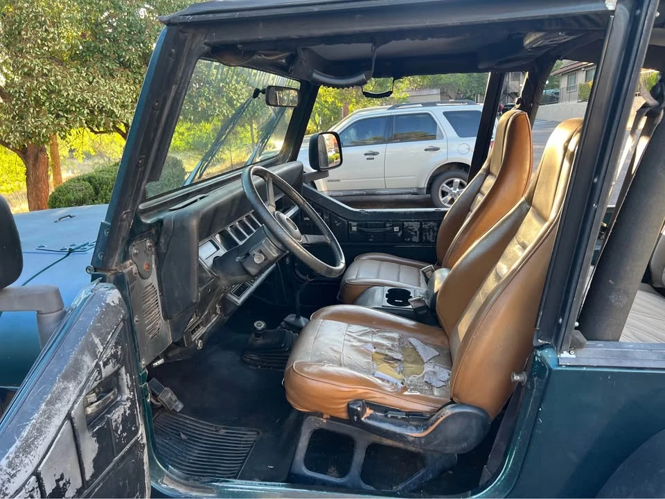 1995 Jeep YJ Wrangler - Image 5 of 6