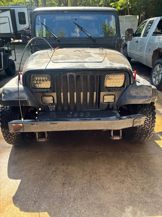 1995 Jeep YJ Wrangler - Image 4 of 13