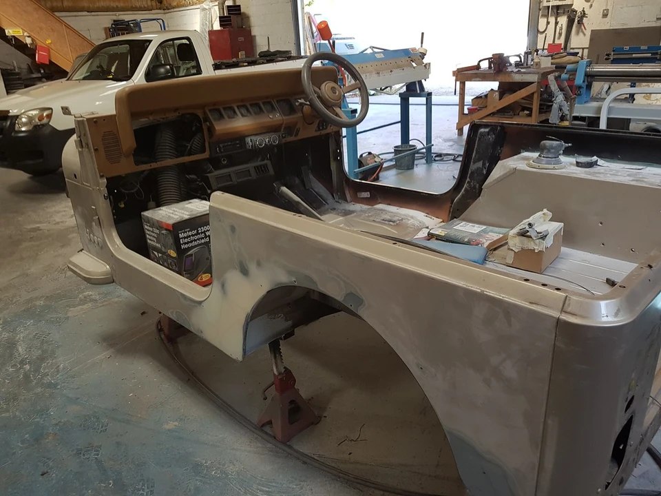 1995 Jeep YJ Wrangler - Image 22 of 25