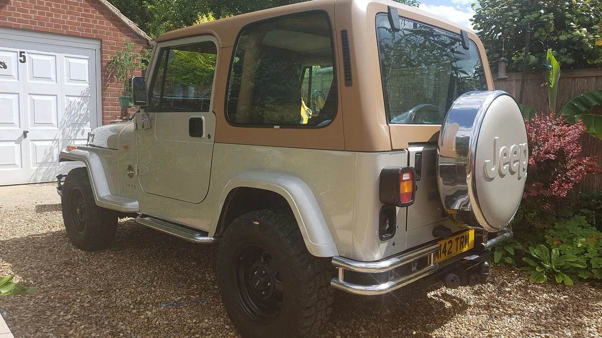 1995 Jeep YJ Wrangler - Image 5 of 25