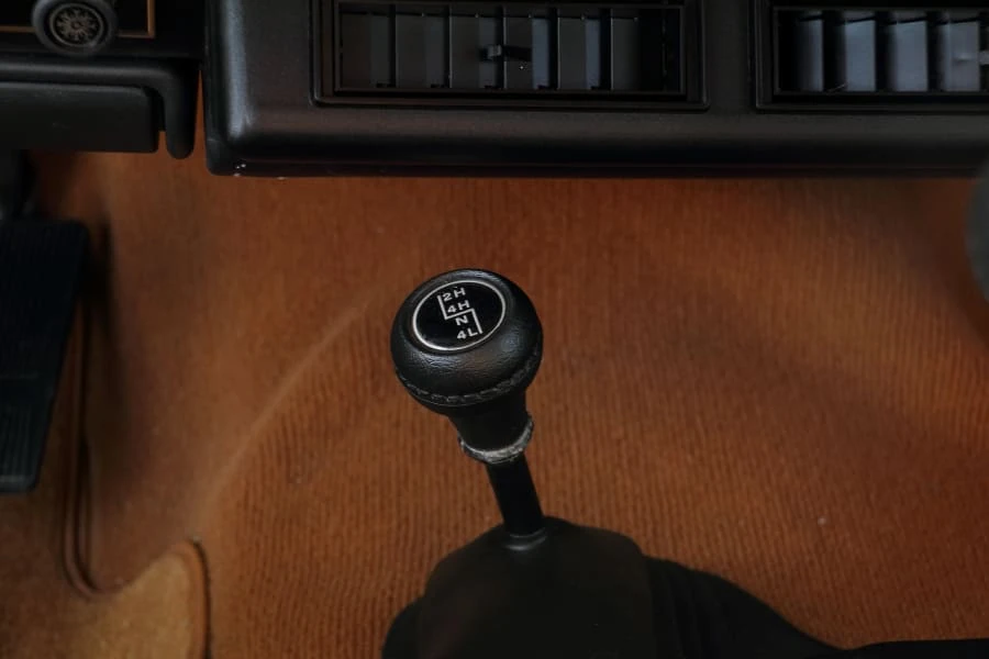 1995 Jeep YJ Wrangler - Image 19 of 22