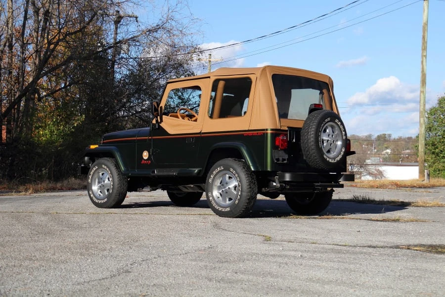 1995 Jeep YJ Wrangler - Image 7 of 22