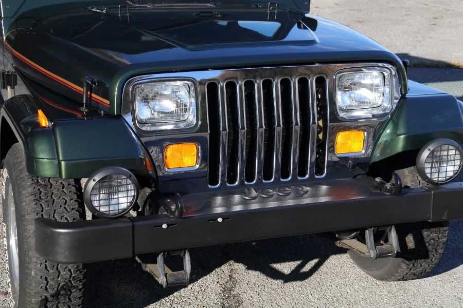 1995 Jeep YJ Wrangler - Image 8 of 22
