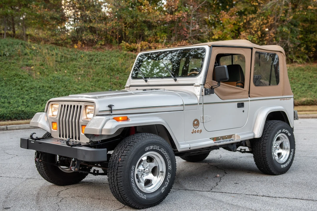 1995 Jeep YJ Wrangler - Image 2 of 31