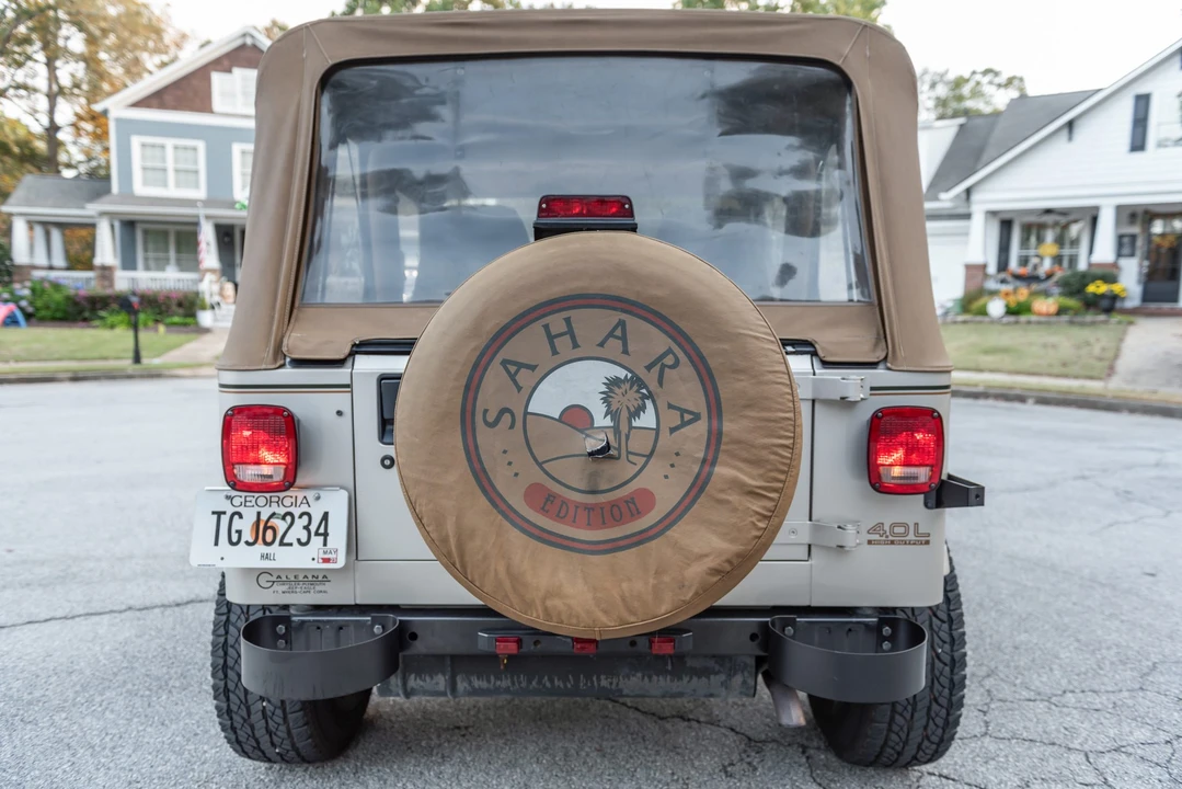 1995 Jeep YJ Wrangler - Image 5 of 31