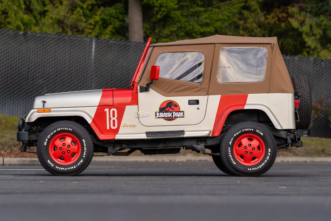1995 Jeep YJ Wrangler - Image 8 of 31