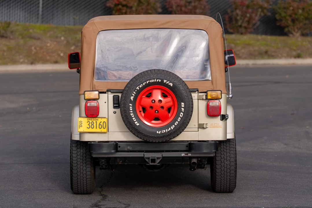 1995 Jeep YJ Wrangler - Image 14 of 31