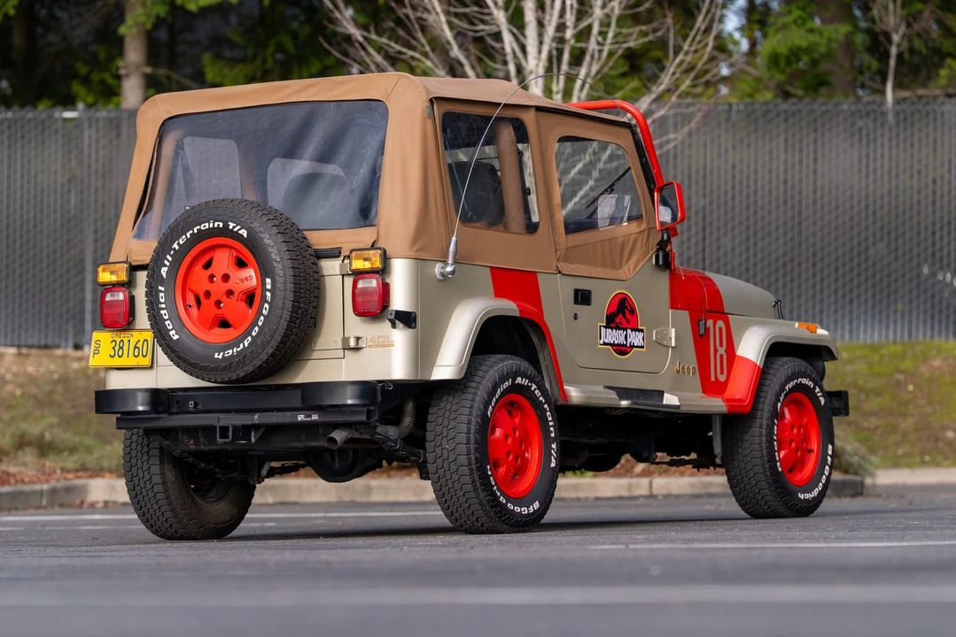 1995 Jeep YJ Wrangler - Image 20 of 31