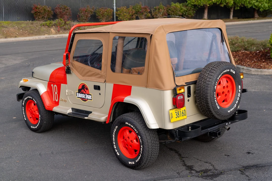 1995 Jeep YJ Wrangler - Image 13 of 31