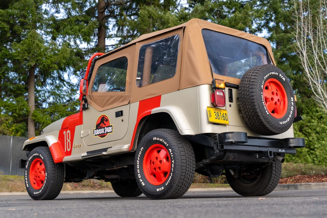 1995 Jeep YJ Wrangler - Image 9 of 31