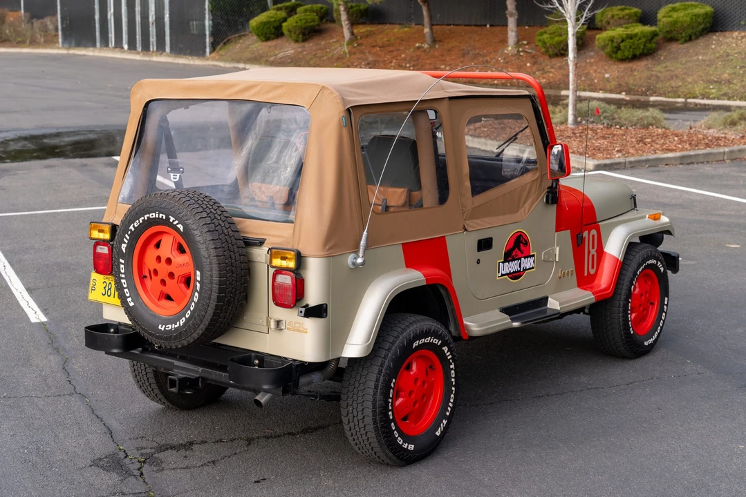 1995 Jeep YJ Wrangler - Image 21 of 31