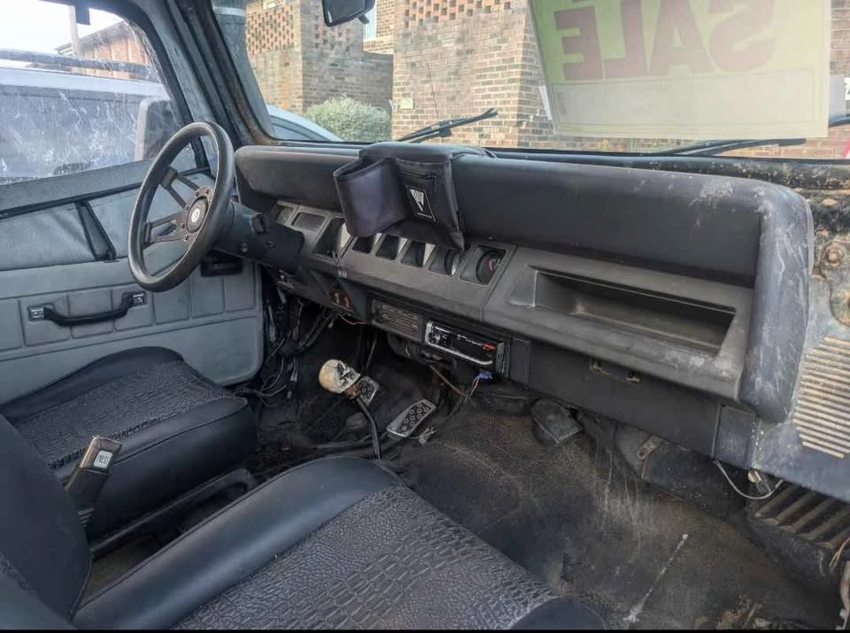 1995 Jeep YJ Wrangler - Image 4 of 6