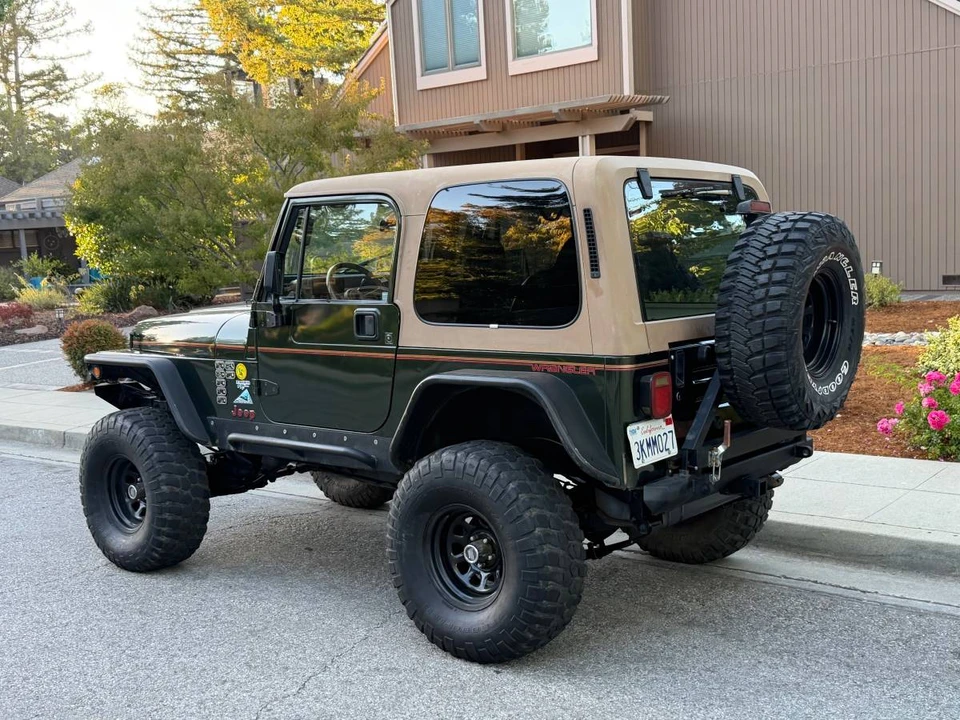 1995 Jeep YJ Wrangler - Image 7 of 16