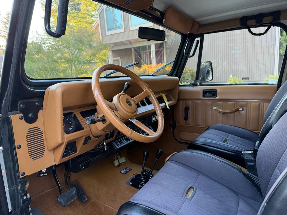 1995 Jeep YJ Wrangler - Image 11 of 16