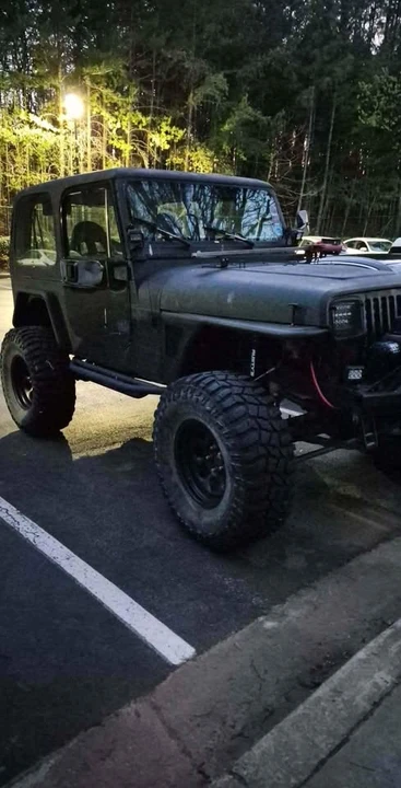1995 Jeep YJ Wrangler - Image 8 of 9