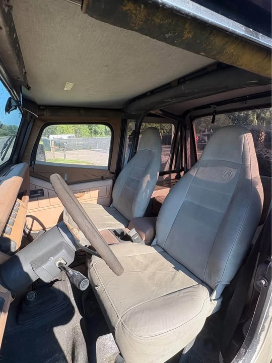 1995 Jeep YJ Wrangler - Image 4 of 8