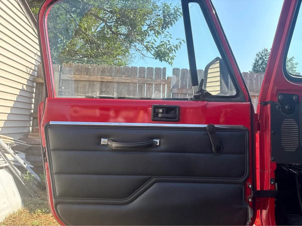 1995 Jeep YJ Wrangler - Image 10 of 14